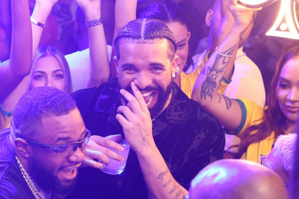 Nicki Minaj Claims Drake Is Hiding His Billionaire Status | Hayti